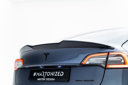 TESLA 3 2024